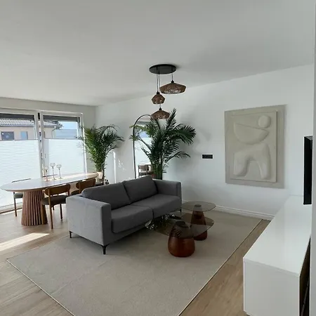 شقة Moderne & Helle Mit Parkplatz In Bettrum *