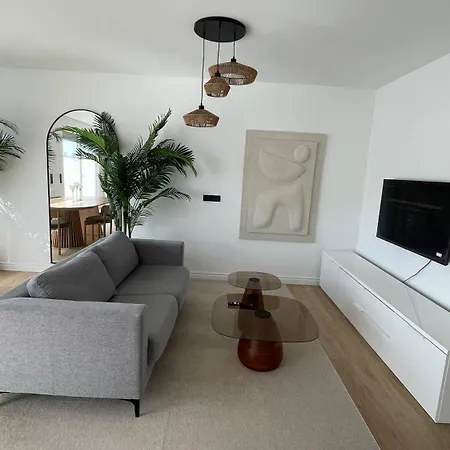 Apartman Moderne & Helle Mit Parkplatz In Bettrum *